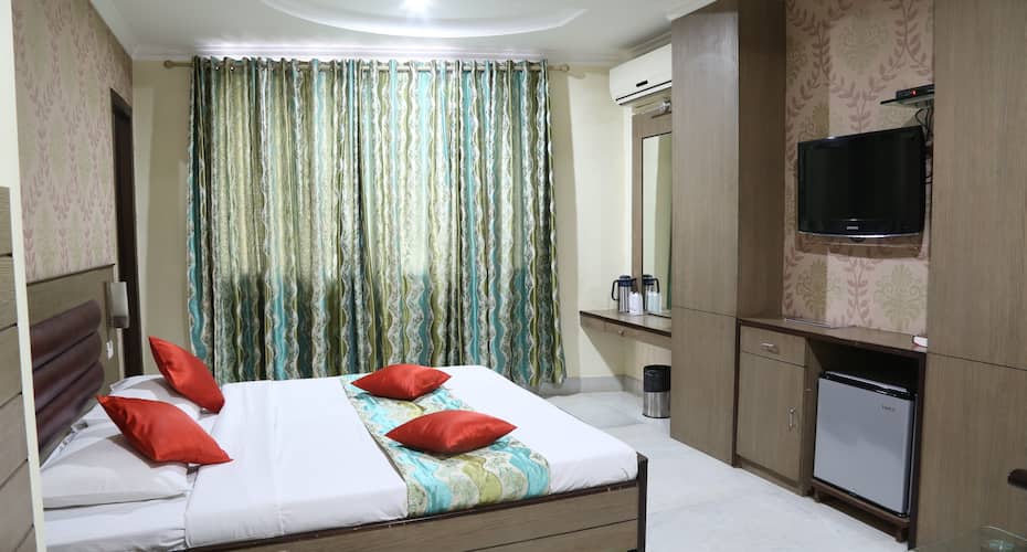 Hotel Sagar ( Pure Veg ), Guwahati 3